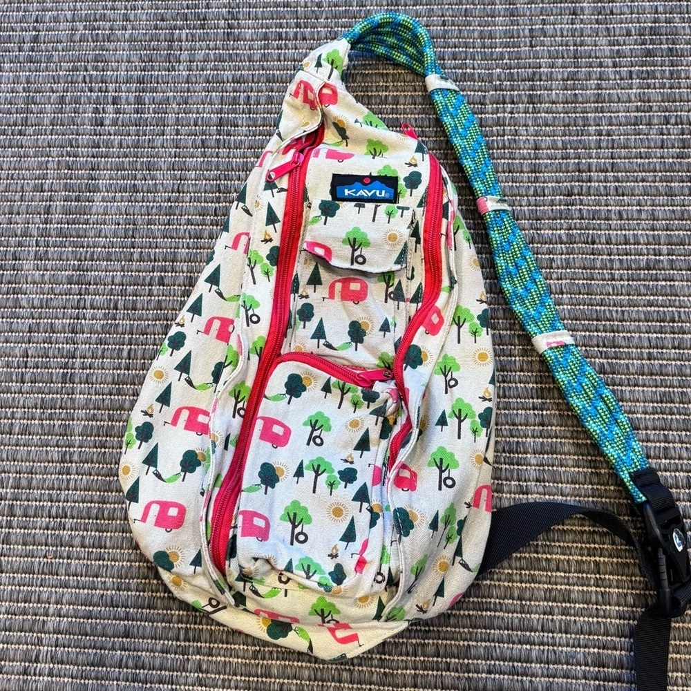 Kavu Cream Sling Bag with Pink Camper & Green Tree Print
